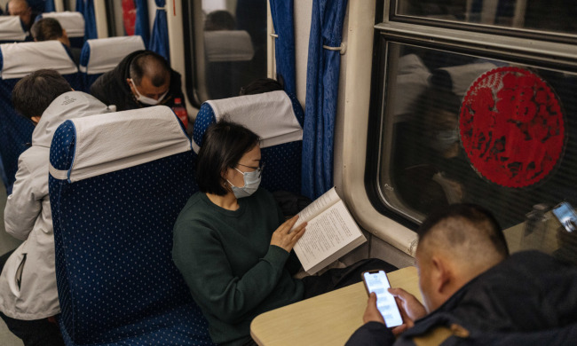 站站停的“慢”火车，串起山里村民的幸福
